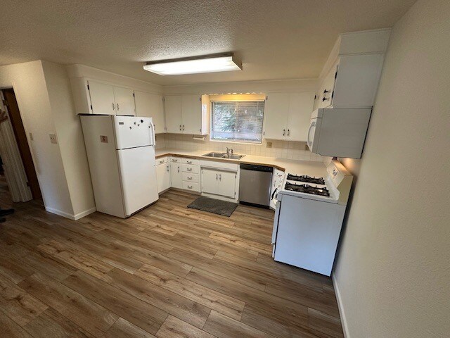 Building Photo - 107 N St SE