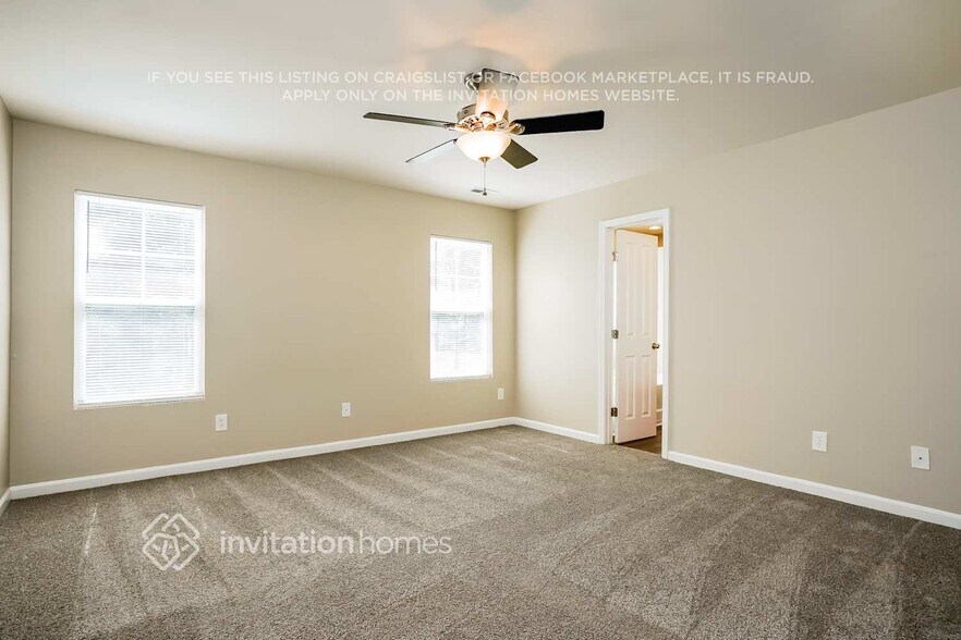 Building Photo - 2406 Ferdinand Dr