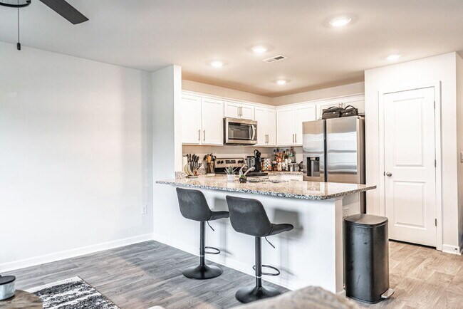 Building Photo - 3103 Alibird Ln