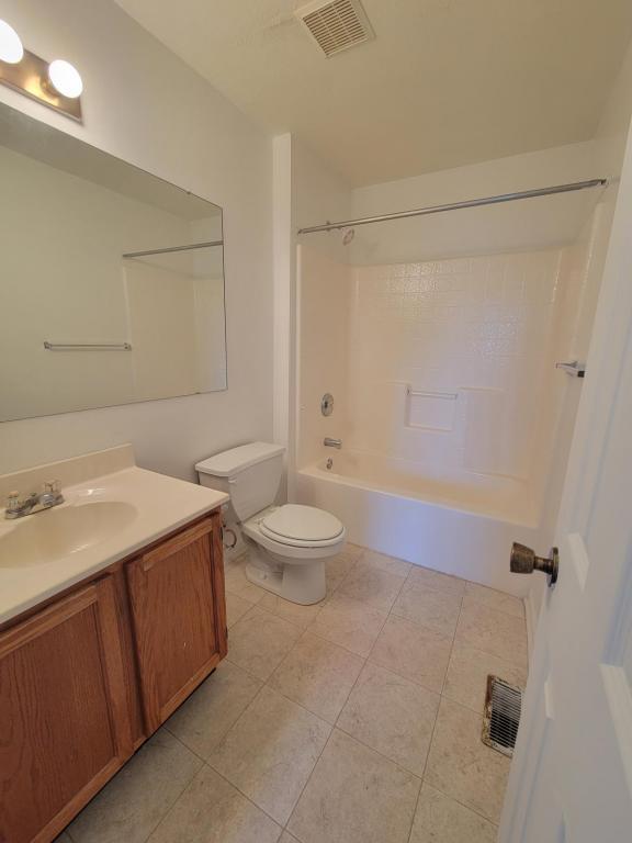 Building Photo - 101 Hemlock Ct