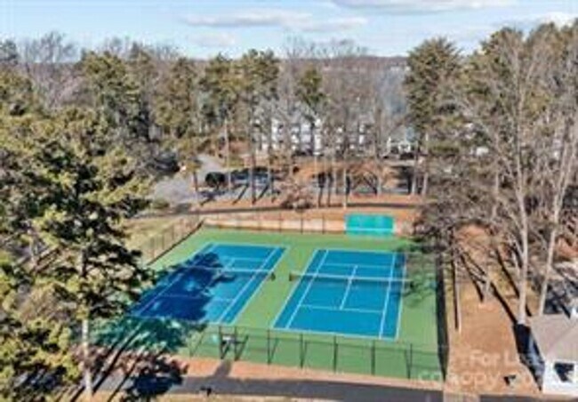 Building Photo - 2 Bedroom Condo in  Portside at Davidson Landing!