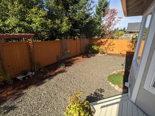 Building Photo - 3 bed 2 bath in Sequim