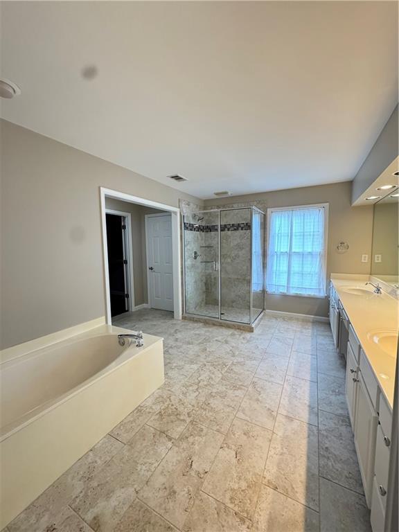 Building Photo - 7880 Brookwood Way
