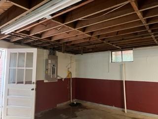 Building Photo - 5581 Franklin Street
