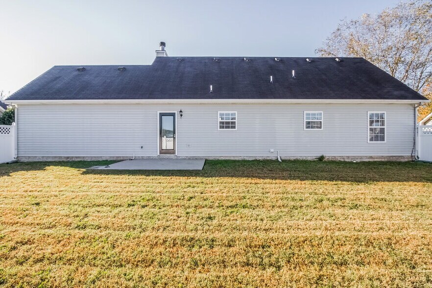 Building Photo - 2834 Wellington Pl