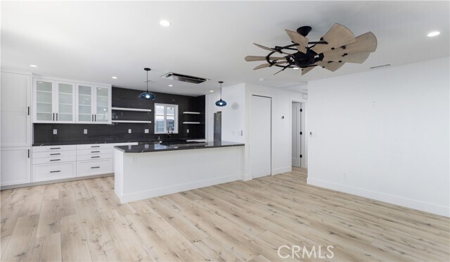 Building Photo - 284 Camellia Ln