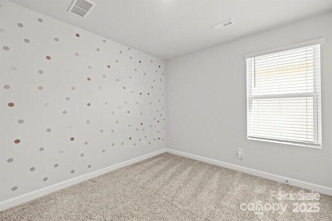 Building Photo - 2131 Belterra Dr