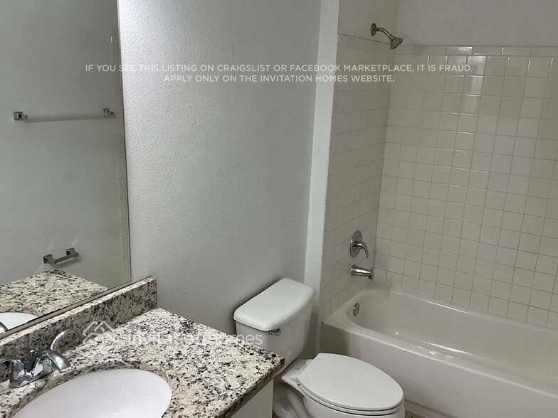 Building Photo - 3266 Quail Dr