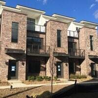 Building Photo - 1035 Chester Ave