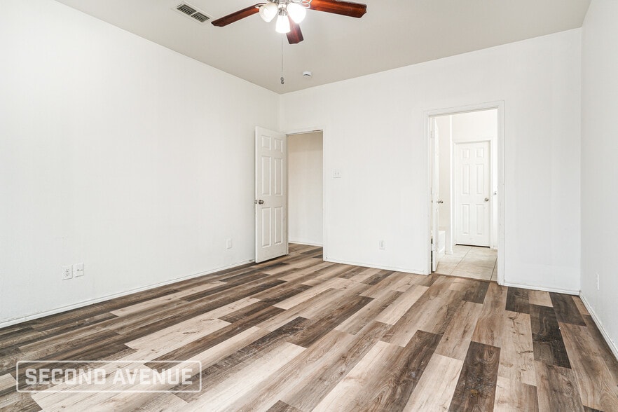 Building Photo - 1420 Abby Creek Dr