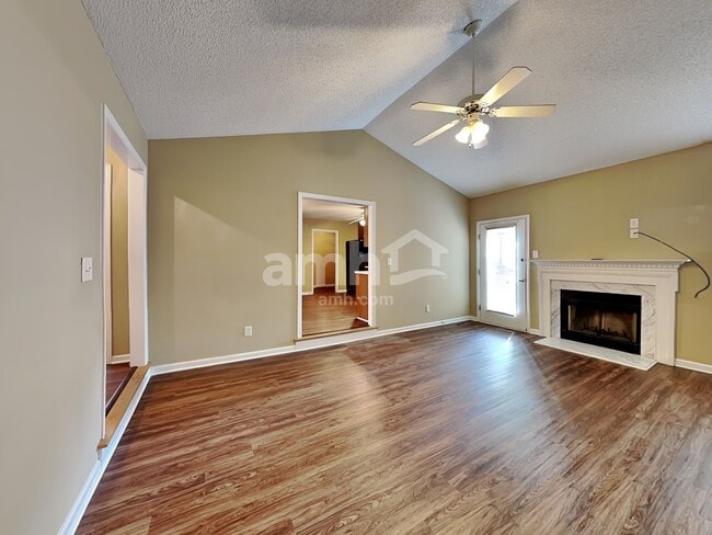 Building Photo - 941 S Philwood Ct