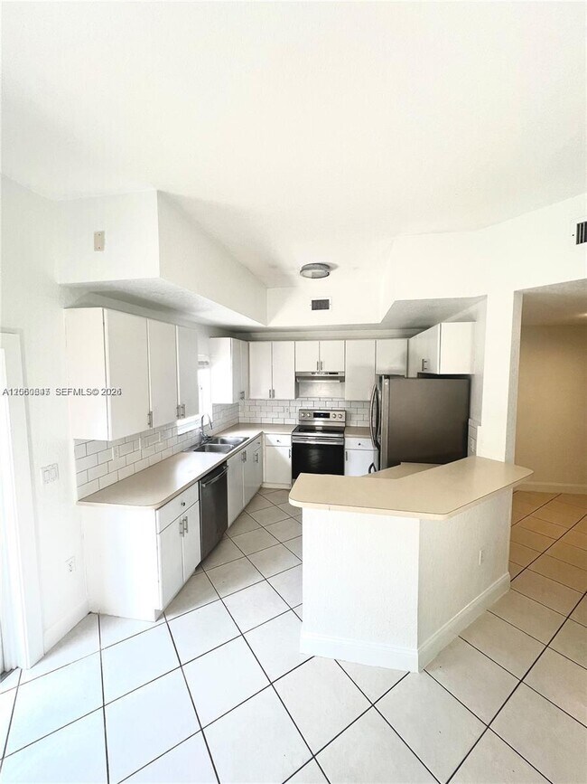 Building Photo - 8885 SW 221st Terrace