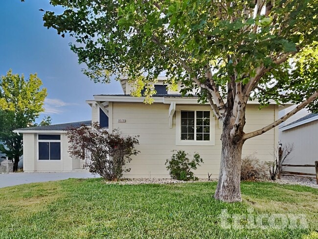 Building Photo - 9570 Long River Dr