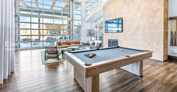 Building Photo - Modern 1-Bedroom Condo with City Views in Prime Nashville Location / Available Now!