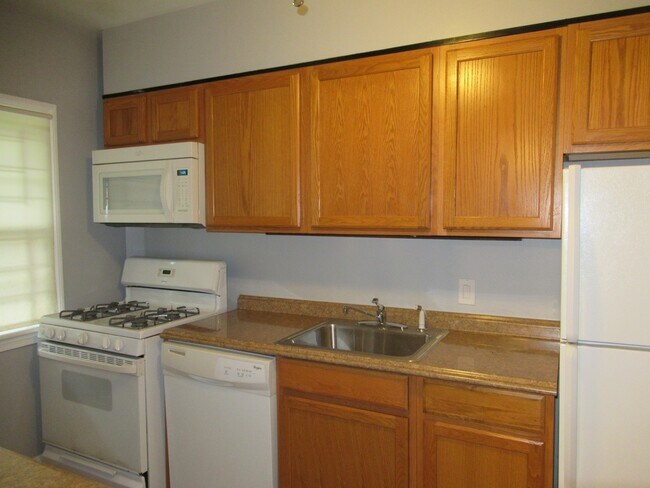 Building Photo - 1419 Winston Ave
