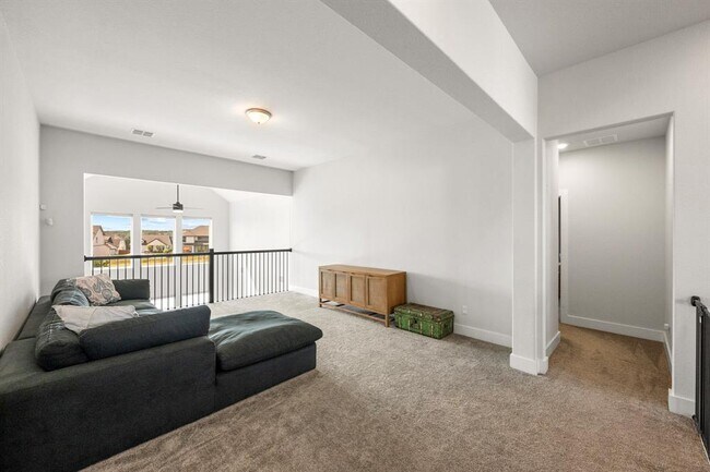 Building Photo - 360 Crescent Moon Ct