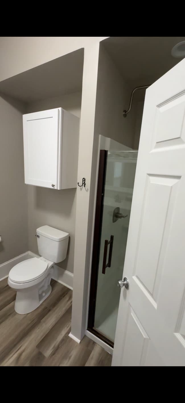 Building Photo - 733 Wright St