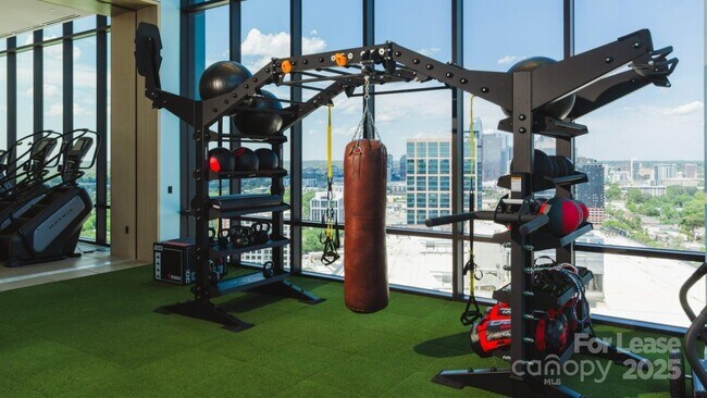 Building Photo - 2161 Hawkins St