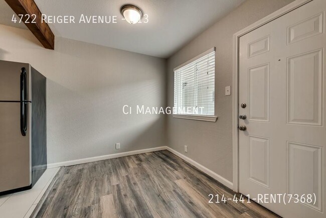 Building Photo - Paragon is a newly renovated boutique apar...