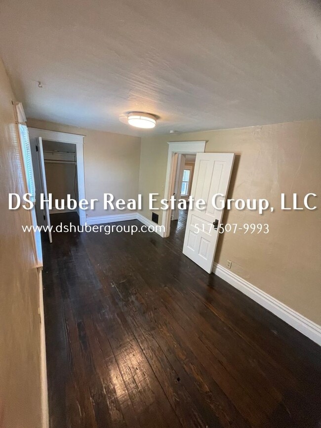 Building Photo - 132 S Magnolia Ave