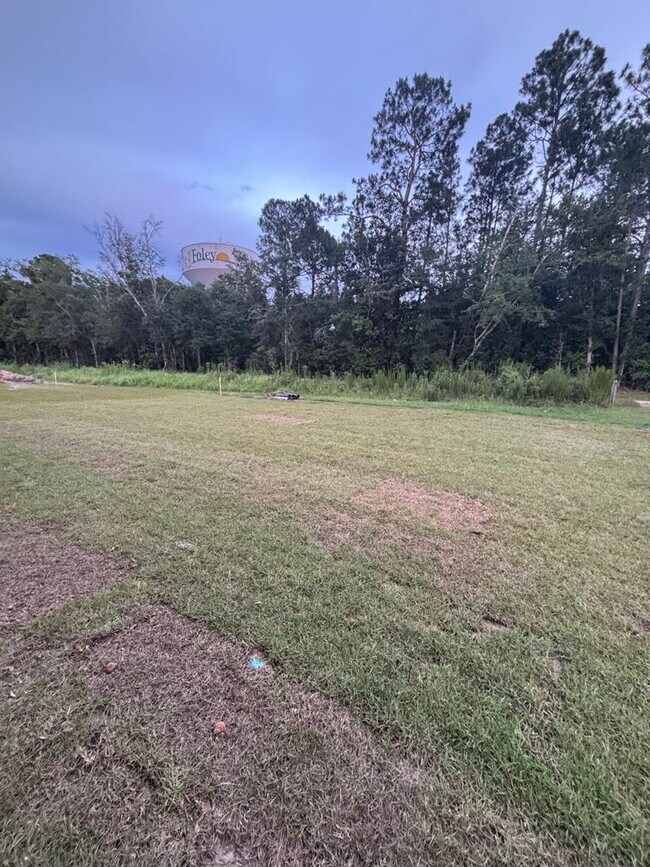 Building Photo - 14738 Dayton Cir