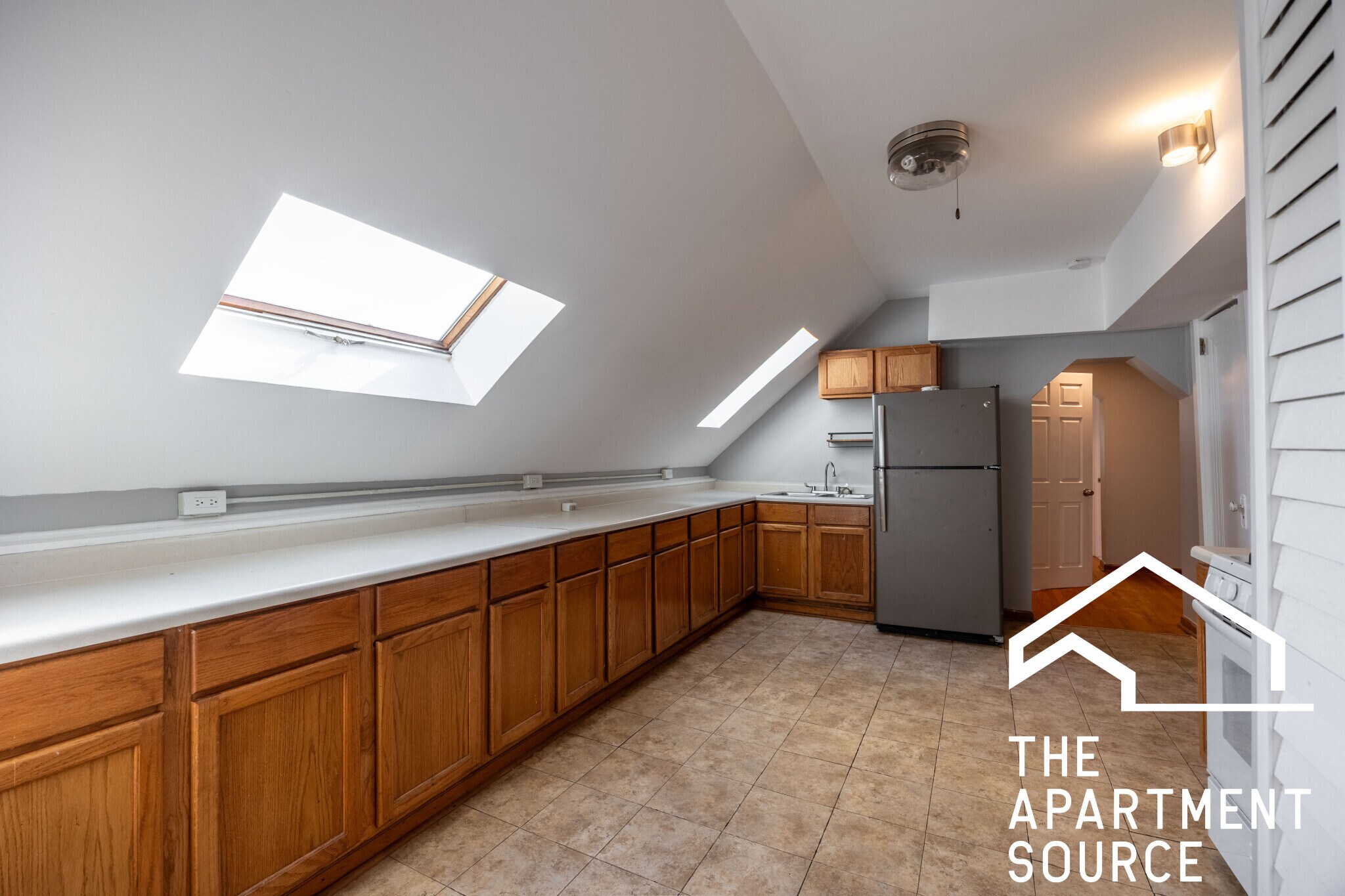 Building Photo - 2655 W Homer St