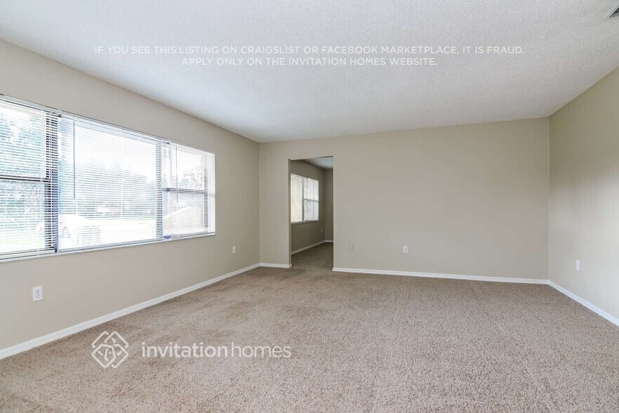Building Photo - 5840 Carina Trce