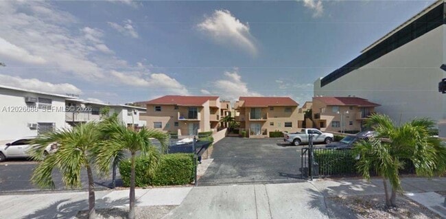 Building Photo - 1235 NW 6th St