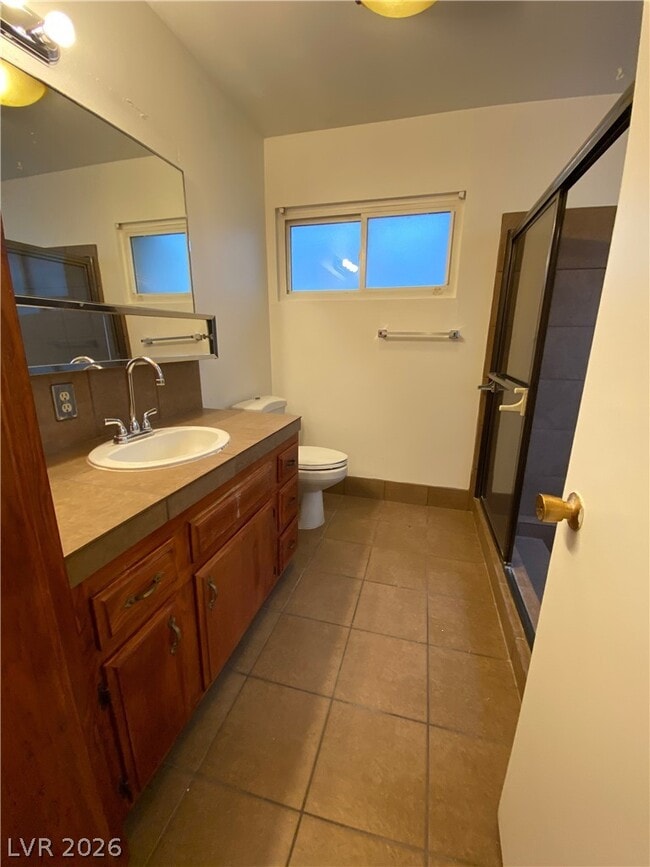 Building Photo - 2901 Burton Ave