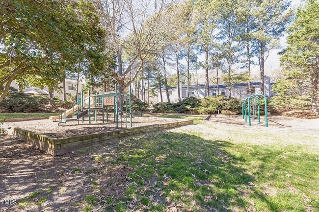 Building Photo - 7706 Falcon Rest Cir