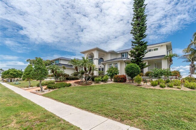 Building Photo - 202 George Rd SE