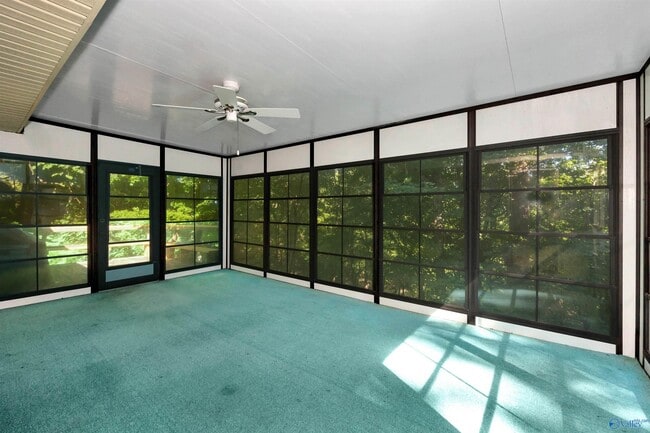 Building Photo - 286 Springhill Rd NW