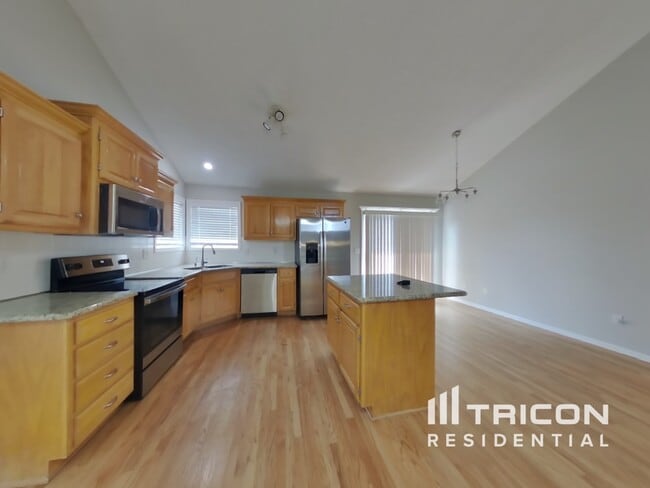 Building Photo - 16391 W 157th St