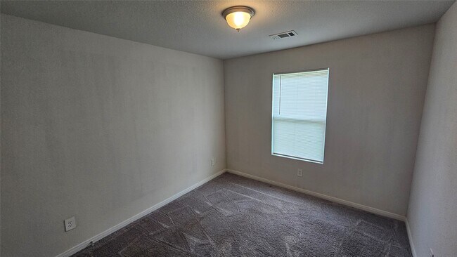 Building Photo - 14210 Green Wing Cir