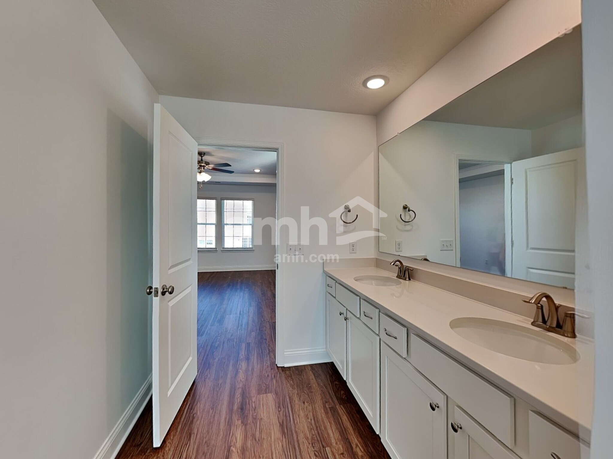 Building Photo - 8453 Northpoint Dr