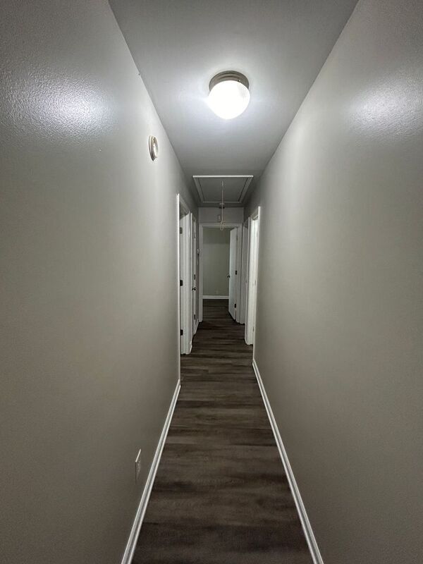 Building Photo - 2001 Old Iron Rd