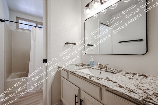 Building Photo - 4611 W Milky Way