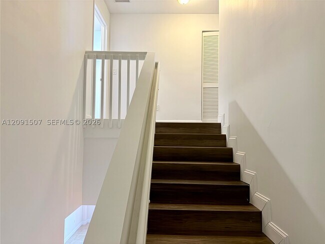 Building Photo - 8390 SW 72nd Ave
