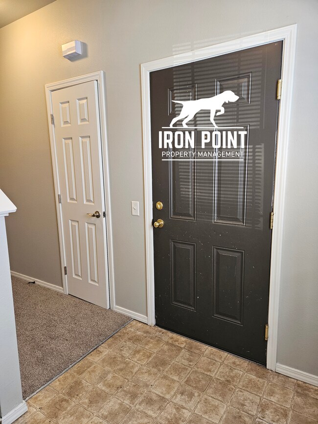 Building Photo - 2008WHITEOAK