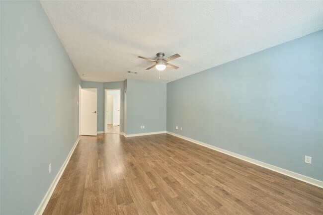 Building Photo - 5 N White Pebble Ct