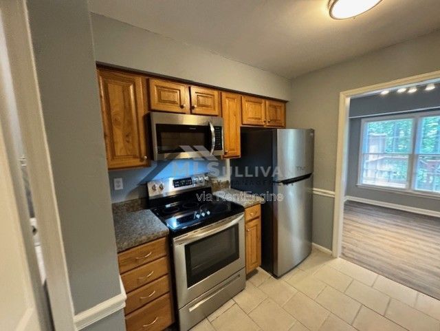 Building Photo - 120 Timber Ridge Dr