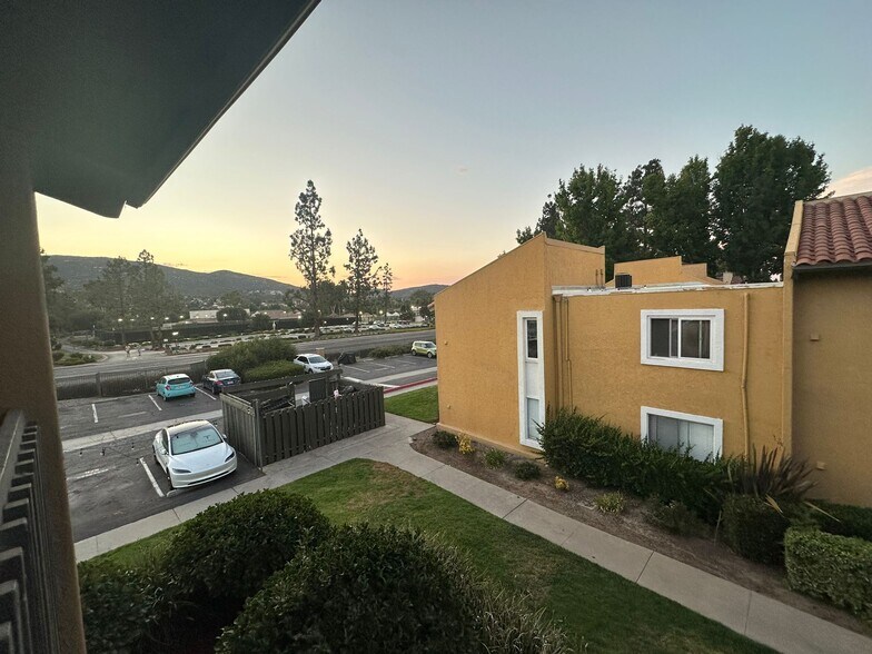 Building Photo - 17195 W Bernardo Dr