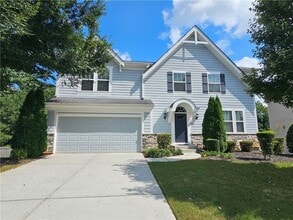 Building Photo - 3750 Thackary Dr