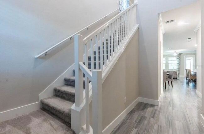 Building Photo - 17954 Frame Bend