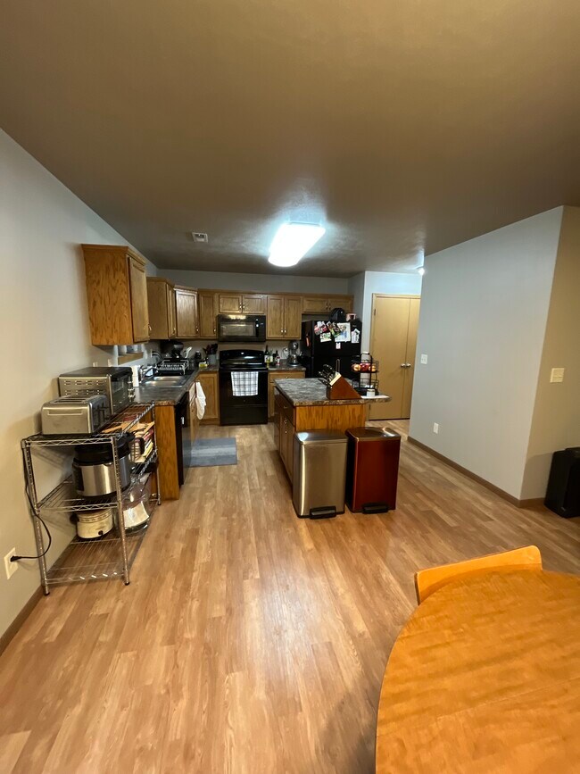 Building Photo - 4311 S Banyan Ave