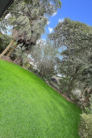Building Photo - 1230 NW 29th Way