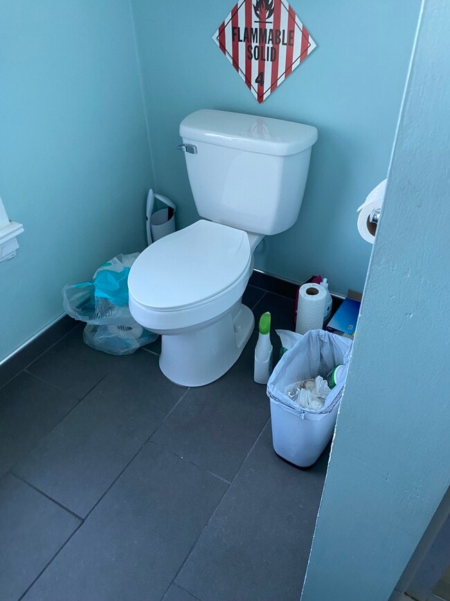 Building Photo - 1334 W Taylor Ave