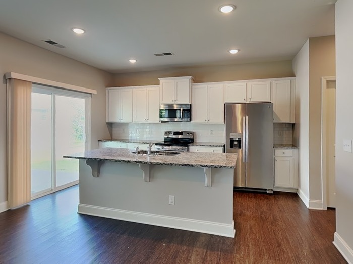 Building Photo - 3200 Emerald Ridge Ct