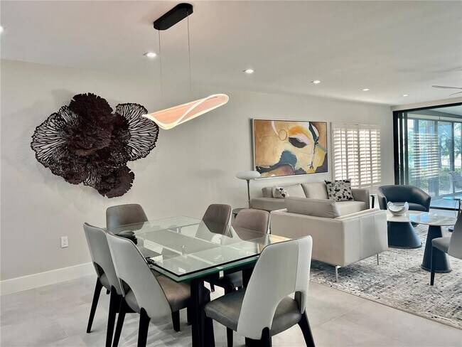 Building Photo - 3280 S Shore Dr