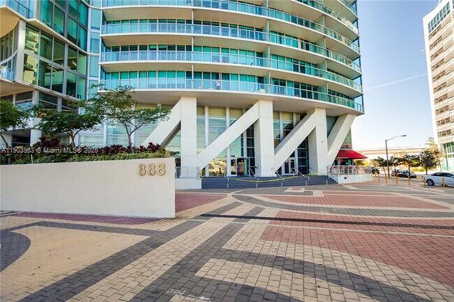 Building Photo - 888 Biscayne Blvd